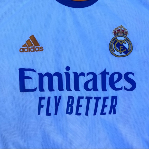 Real Madrid Home Jersey 2021/ Size M/ Adidas - Picture 4 of 7